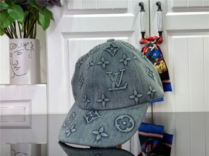 LV CAP26