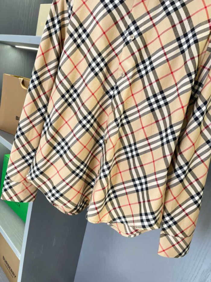 BURBER*Y Shirt 73