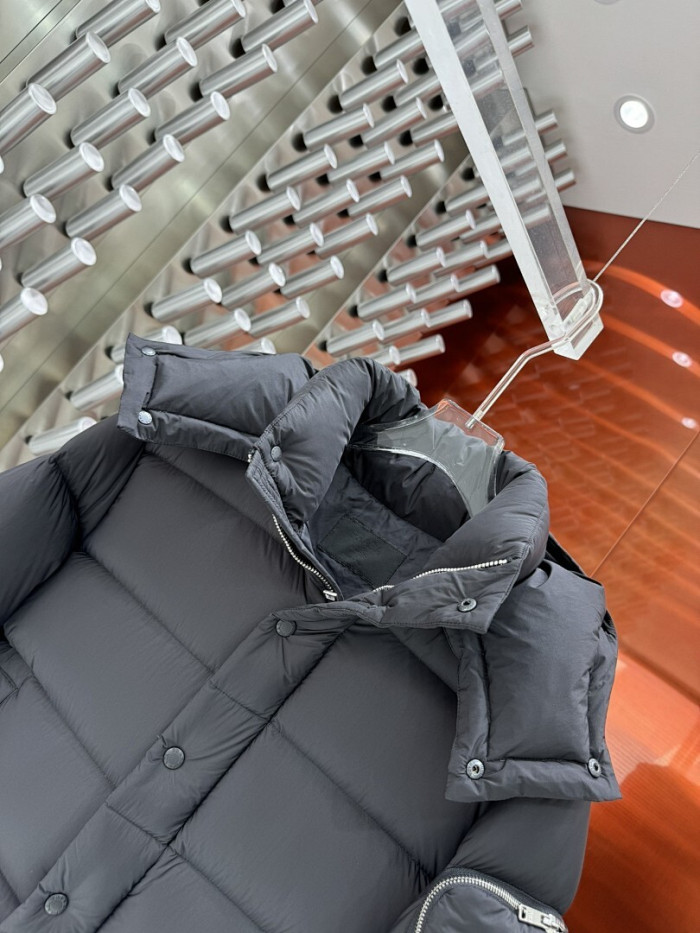 Pra*a down jacket 4