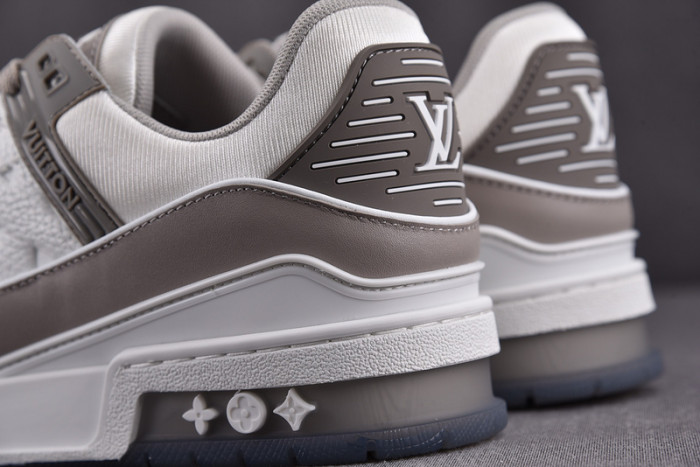 l&v snekaers l0000066