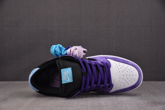 Nike SB Dunk Low Hayley Wilson HJ0513-500