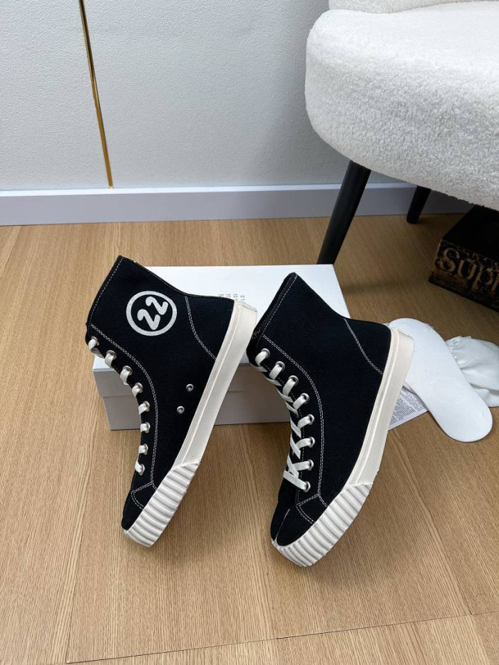 Maison Margiela Sneaker MM000110