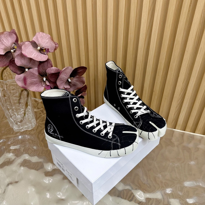 Maison Margiela Sneaker MM000118