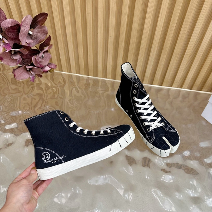 Maison Margiela Sneaker MM000118