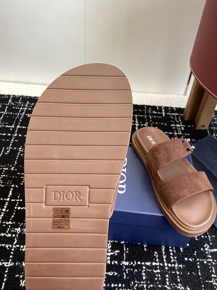 Dio*r sandal 68