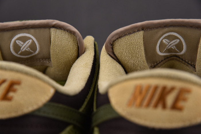 Yuto Horigome x Nike SB Dunk Low Asparagus HF8022-300