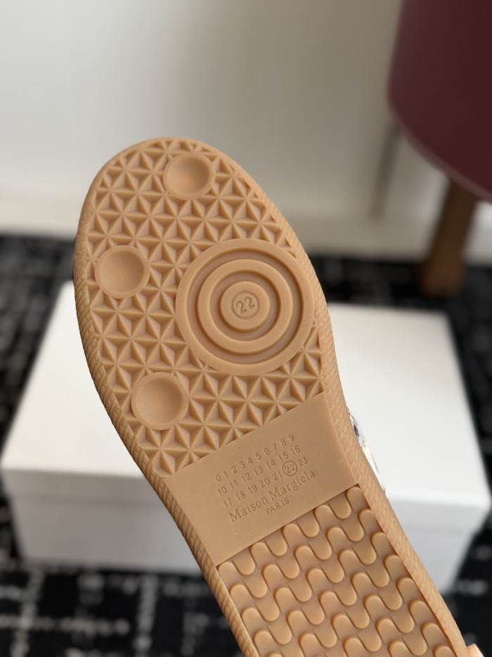 Ma1s0n Marg*e1a Sneaker MM000159
