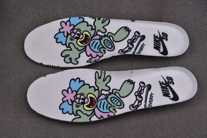 nike sb dunk low verdy visty fn6040-400