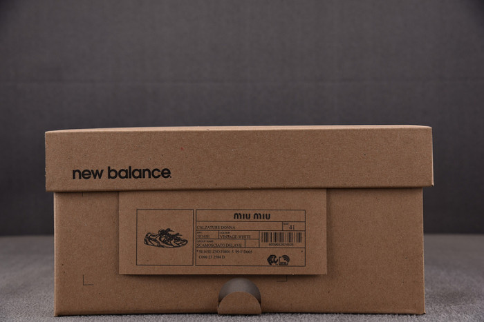 New Balance x MIU MIU NB530 NB000050