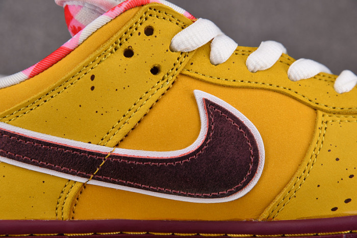 nike dunk sb low premium yellow lobster 313170-137