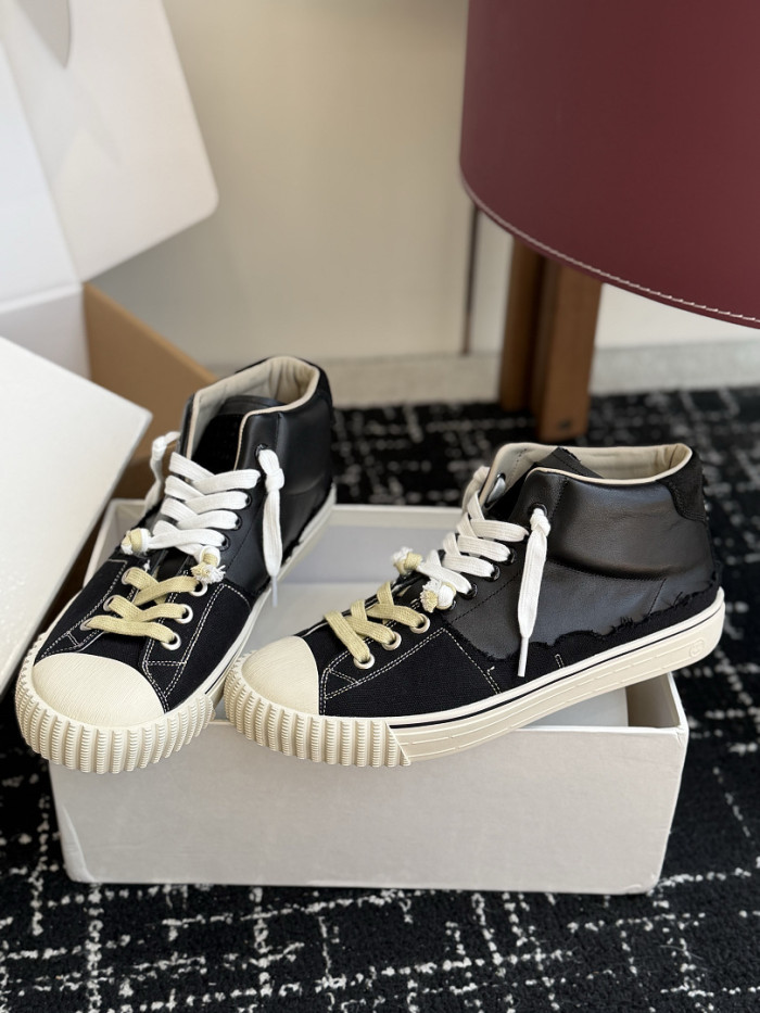 Ma1s0n Marg*e1a Sneaker MM000151