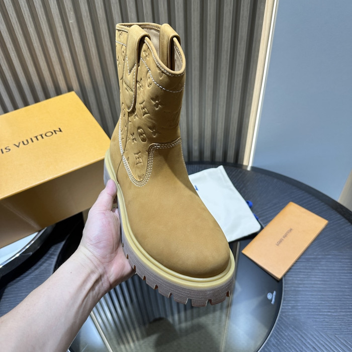 L&V BOOTS LV0000340