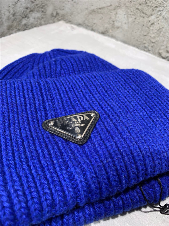 Prad* hat51