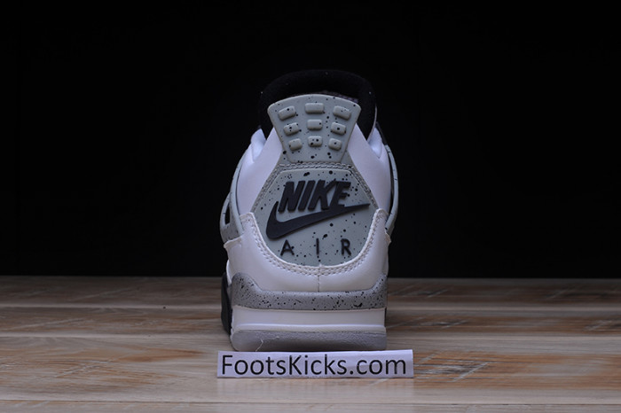 air jordan 4 og “white cement” 840606-192