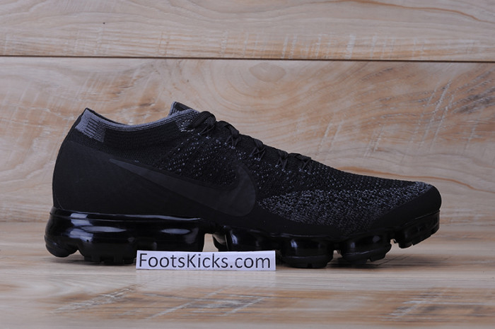 nikelab air vapormax flyknit "triple black" - 899473 003