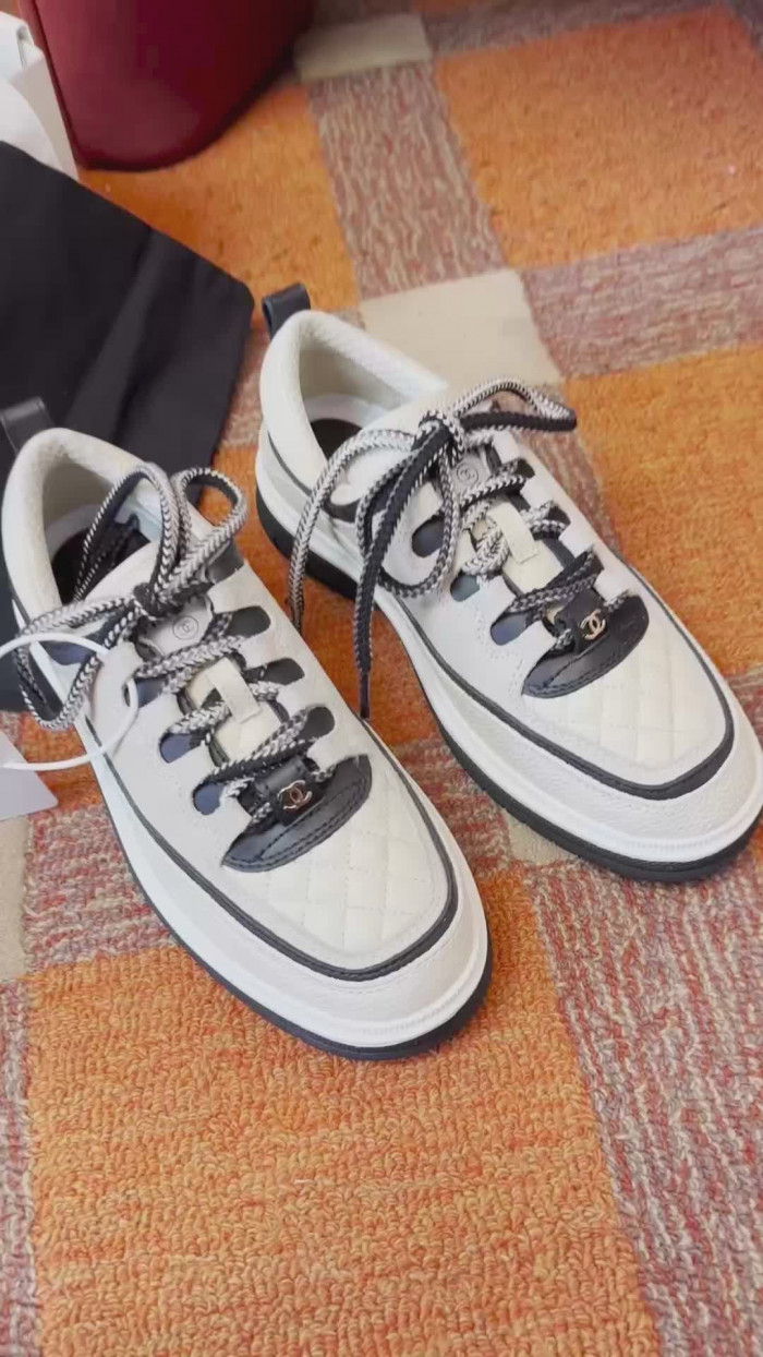 Chane* snekaers C000040