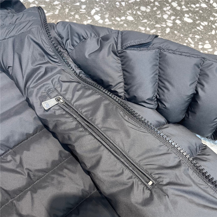 Moncler Down Jacket 62
